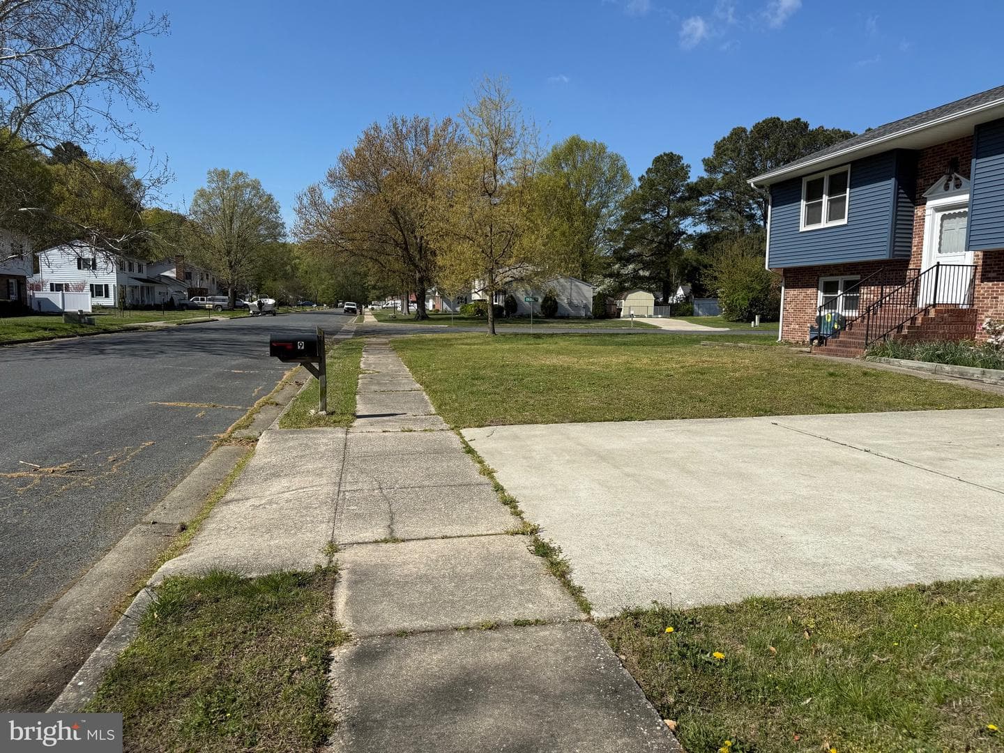 9 Merryweather Drive photo 51