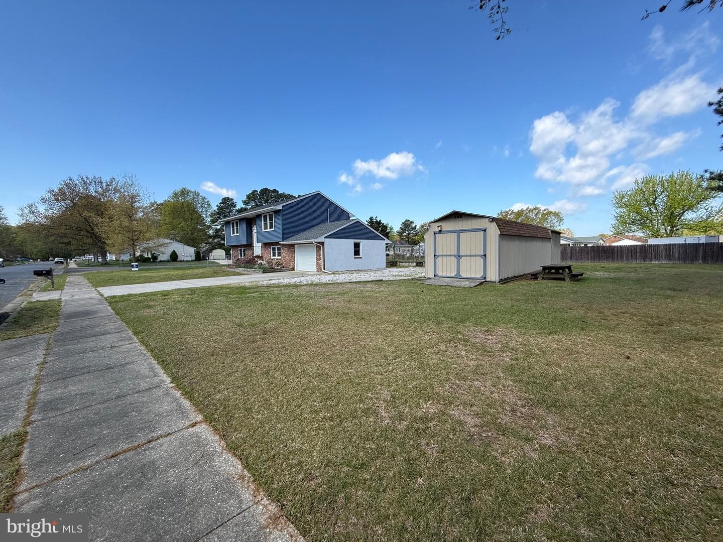 9 Merryweather Drive photo 53