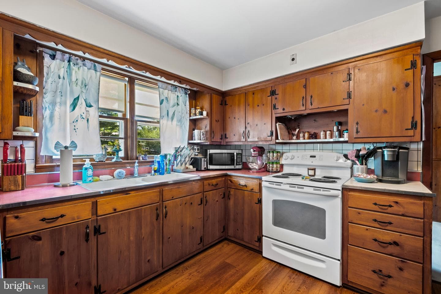 301 Wrights Avenue photo 9