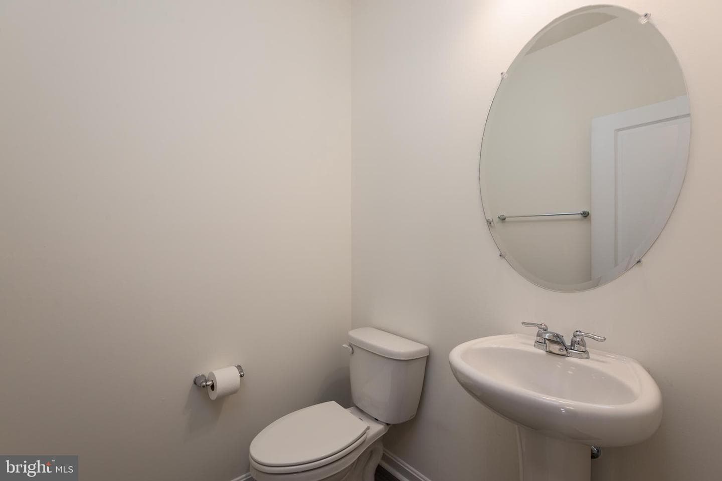 178 Regulator Drive N photo 14