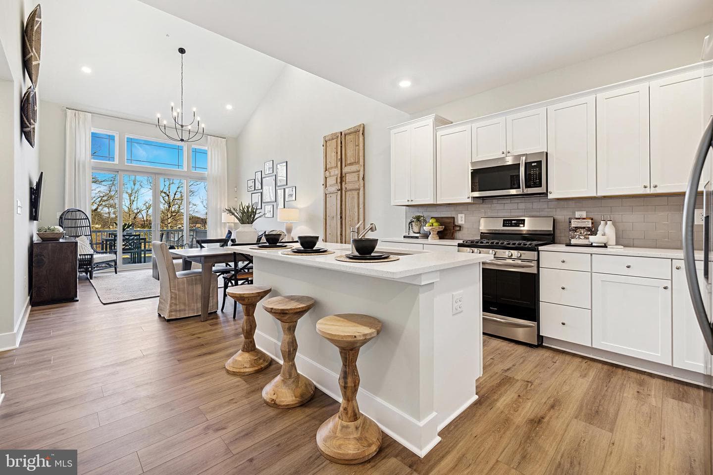 2125 Winterberry Lane, Cambridge