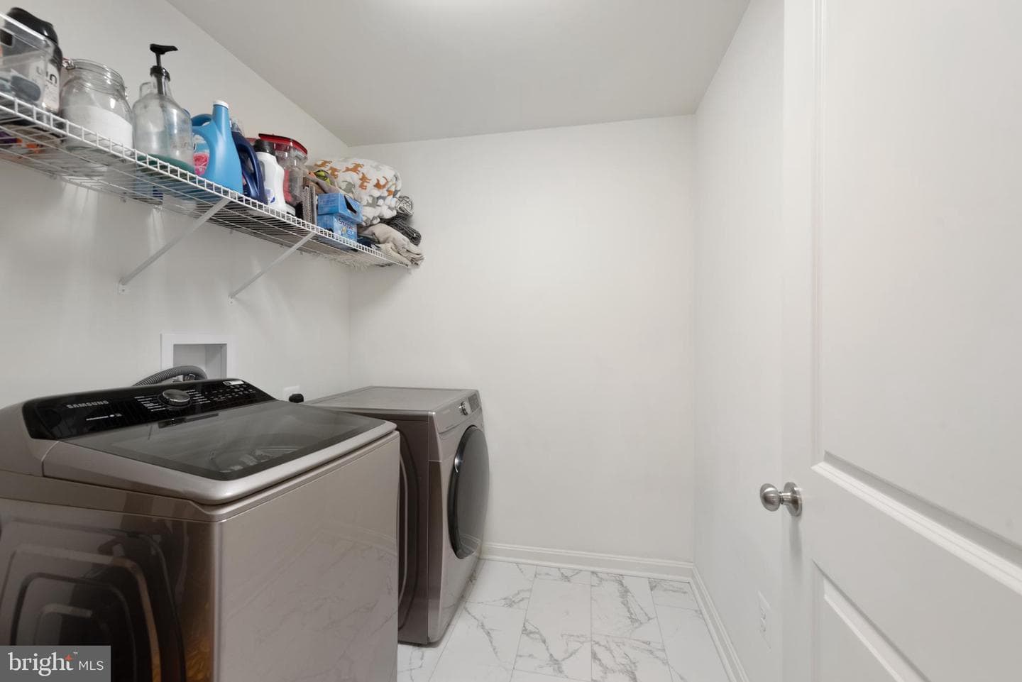 502 Regulator Drive S photo 27