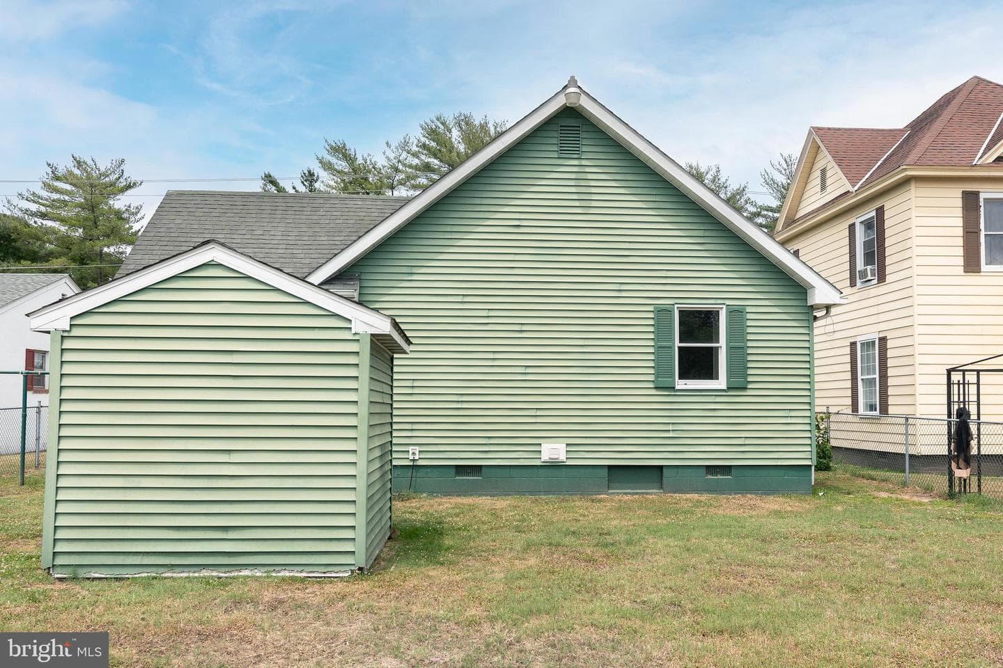 1003 Roslyn Avenue photo 24