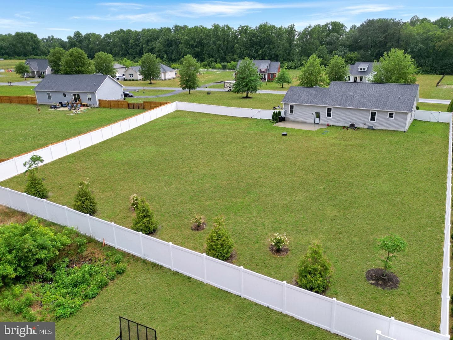 6236 Solomons Circle photo 25