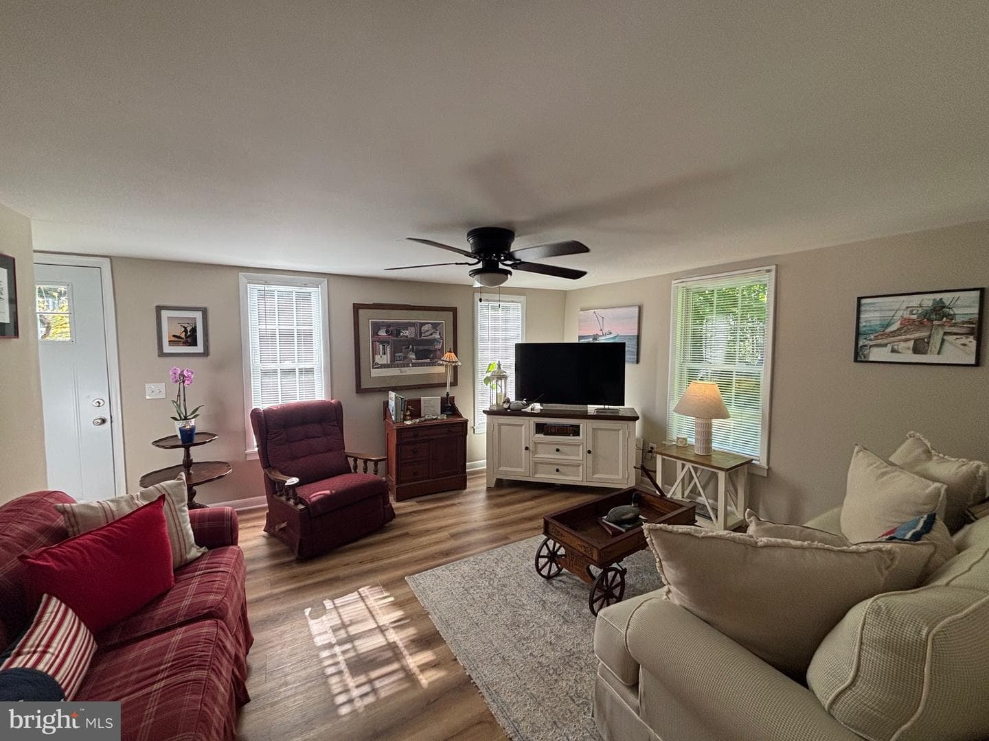 1610 Hudson Road photo 8