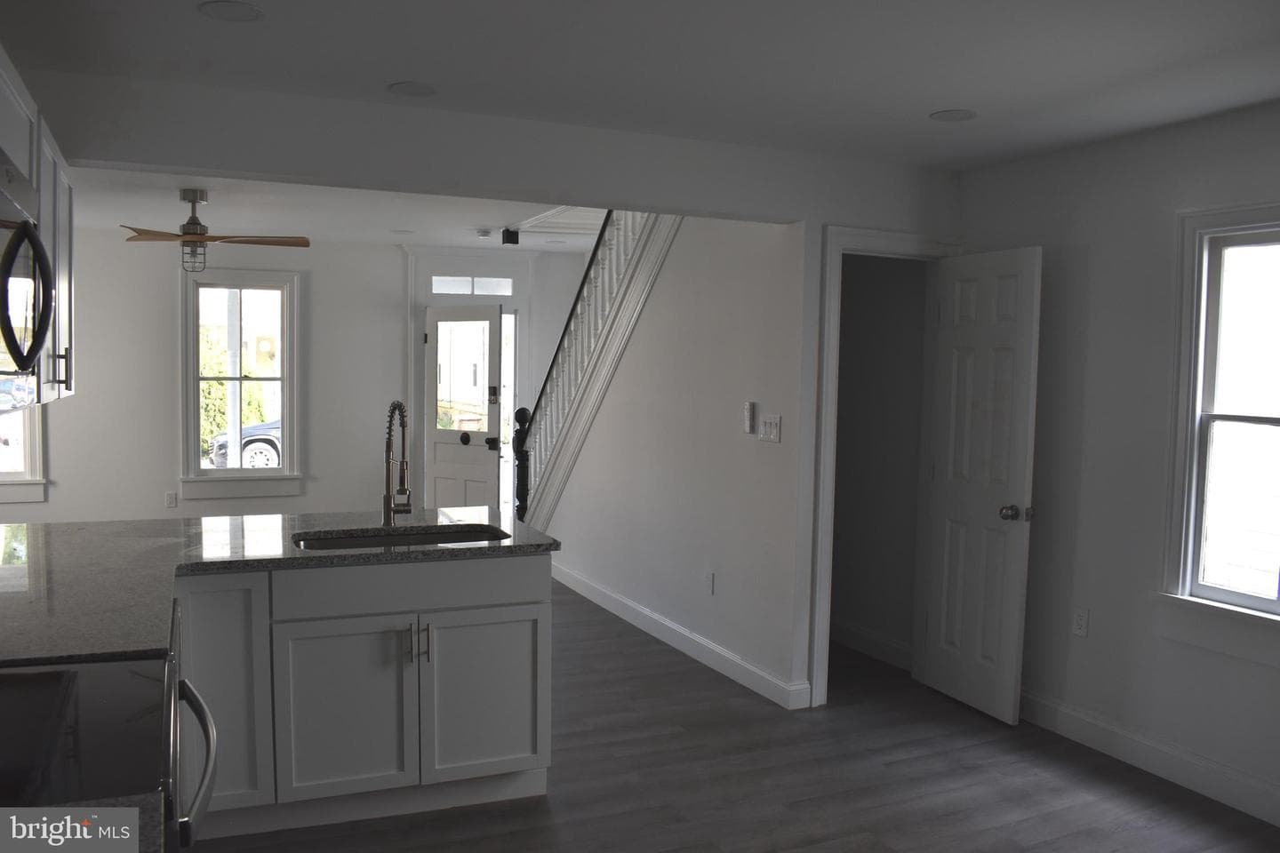 207 Willis Street photo 14