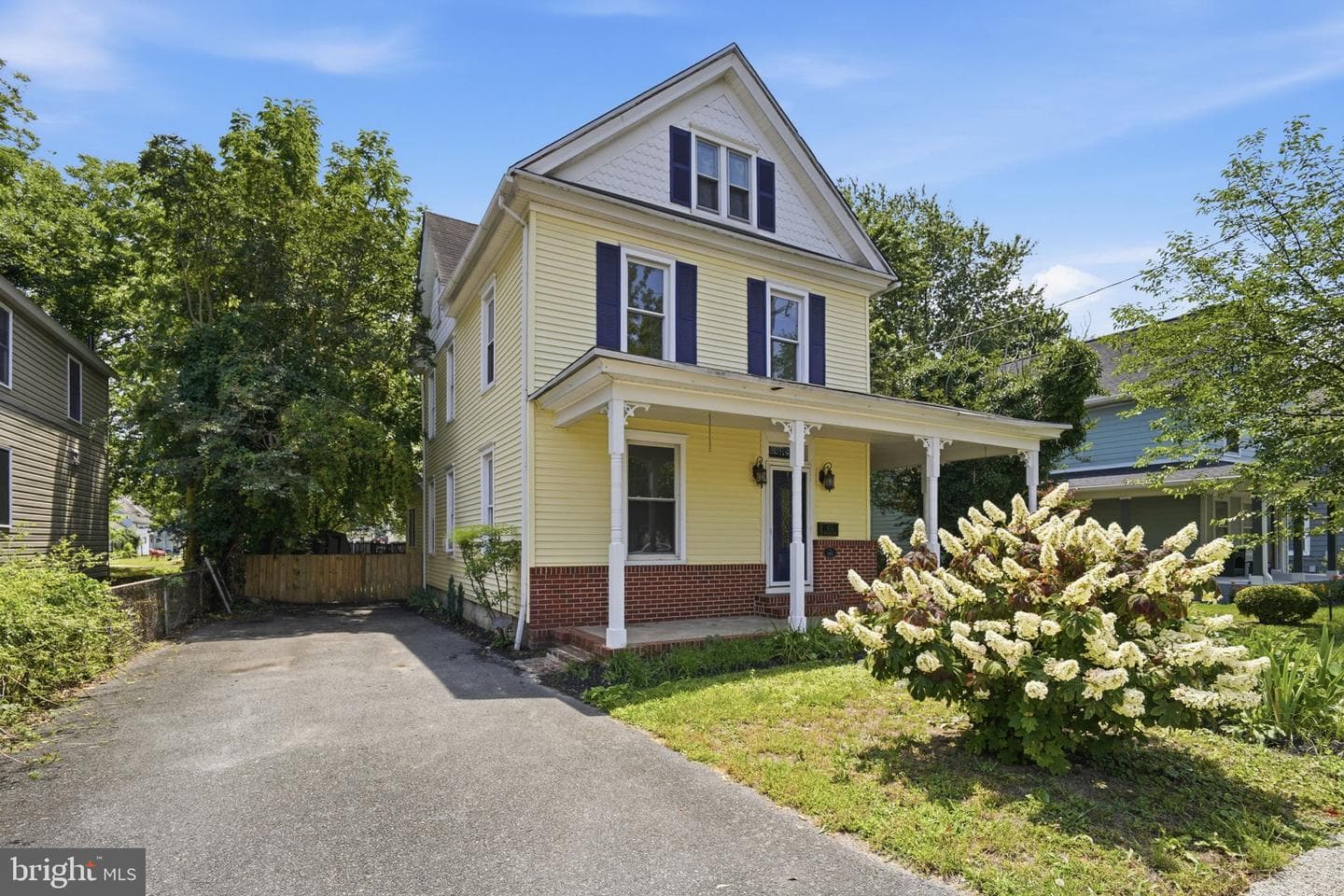 415 Maryland Avenue photo 3