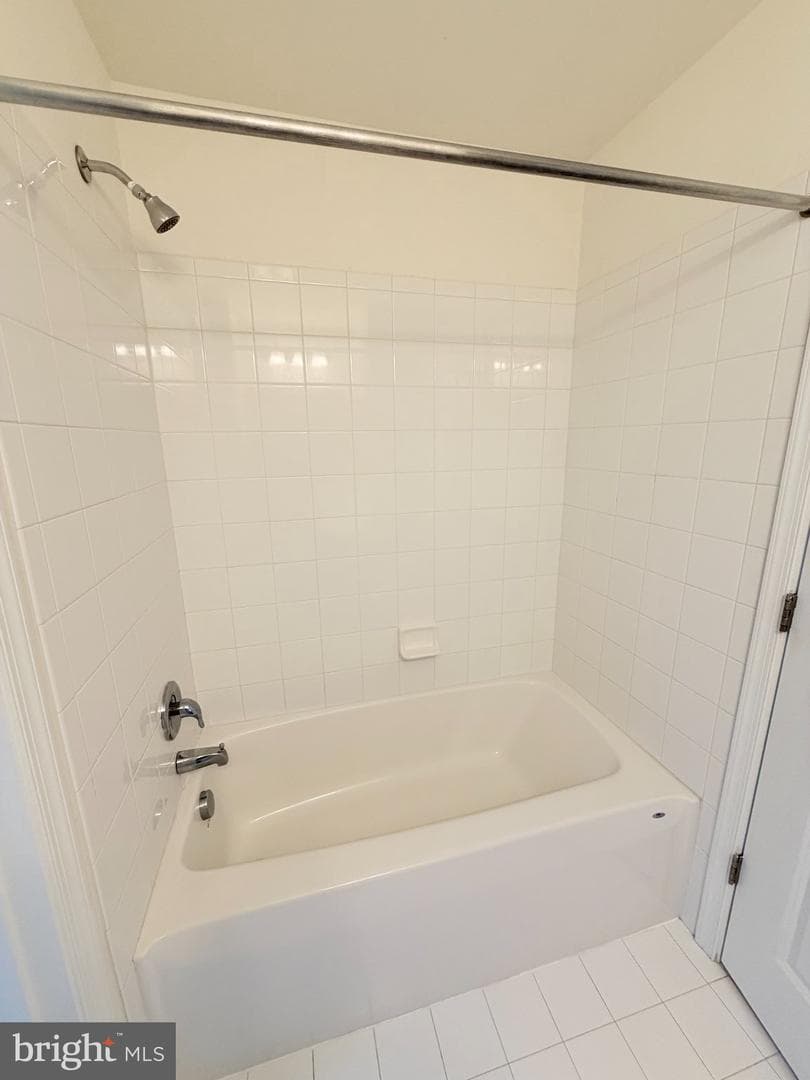 300 Shepherd Avenue photo 24