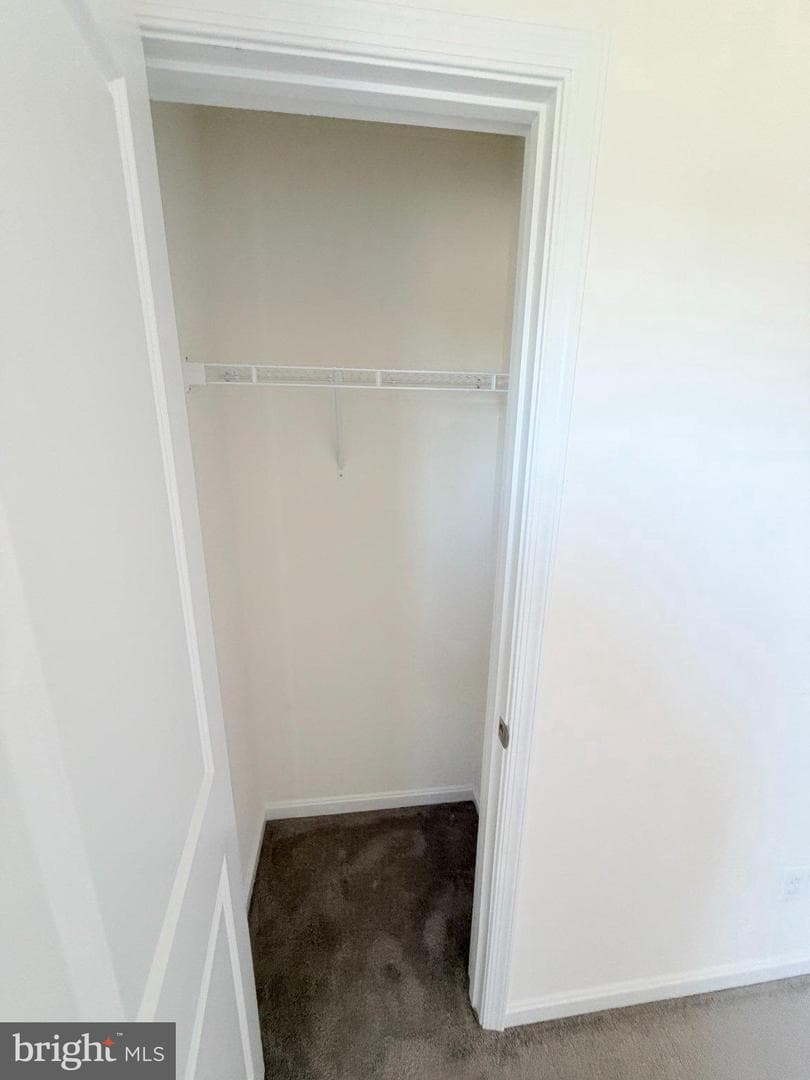 300 Shepherd Avenue photo 28