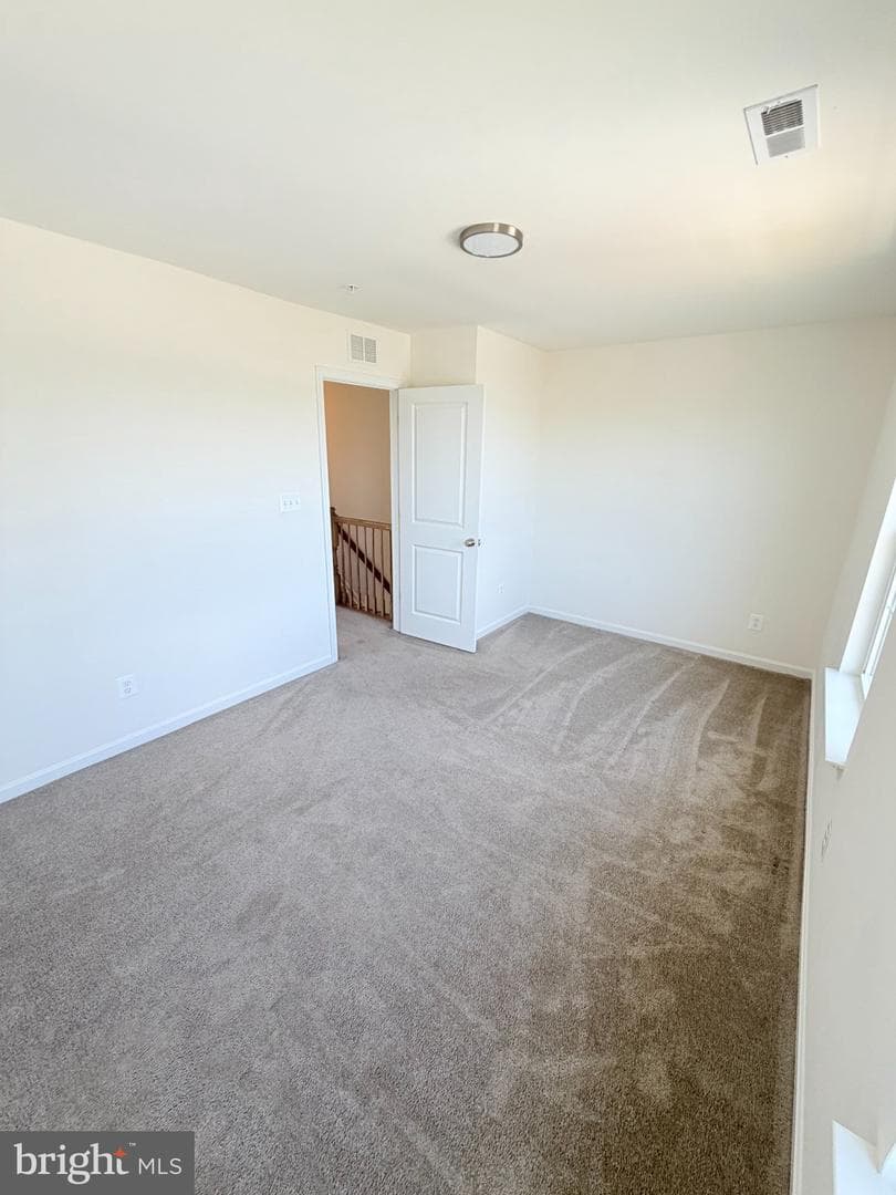 300 Shepherd Avenue photo 33