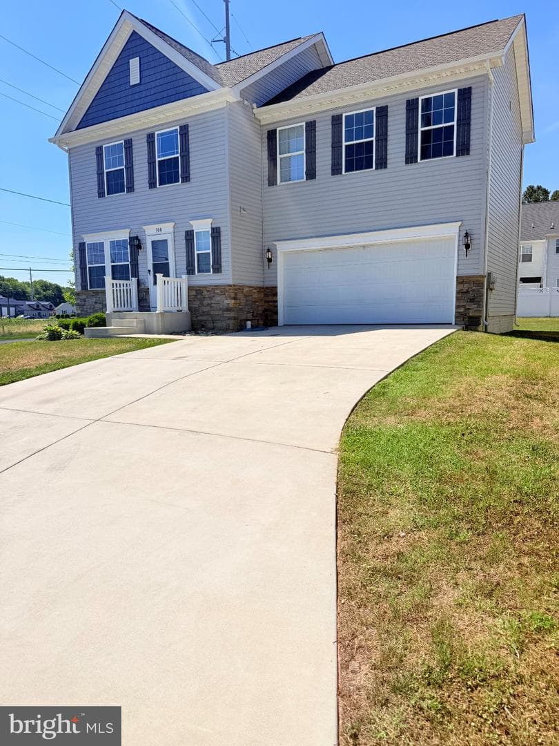 300 Shepherd Avenue photo 4