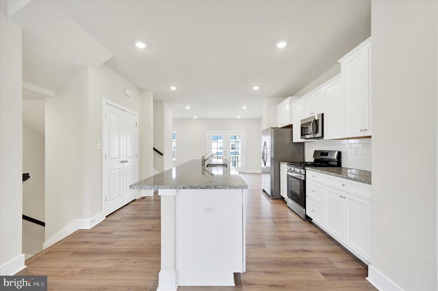 2198 Winterberry Lane, Cambridge