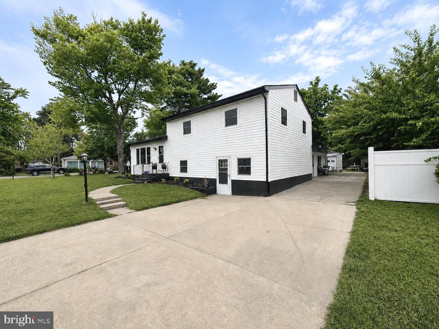 41 Algonquin Road, Cambridge