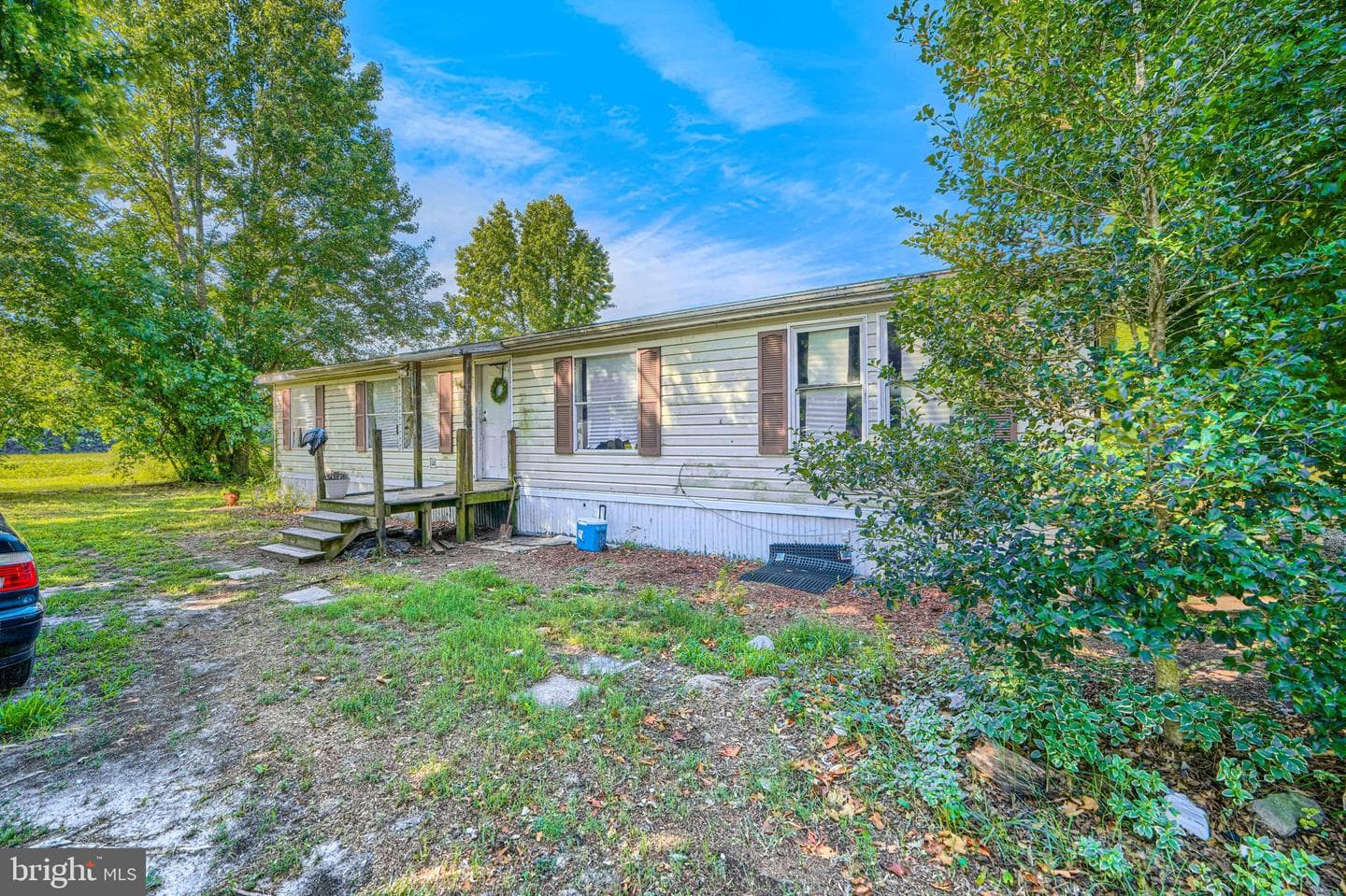 5863 Sharptown, Rhodesdale