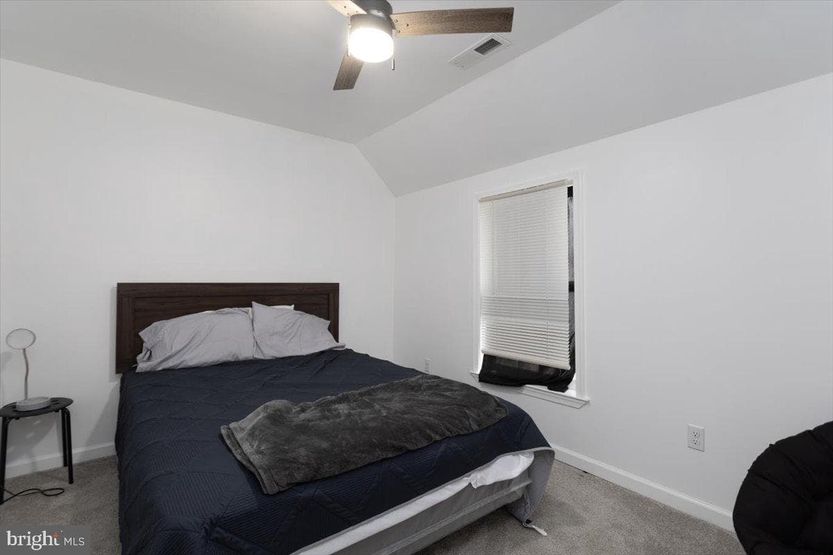 728 Race Street photo 10