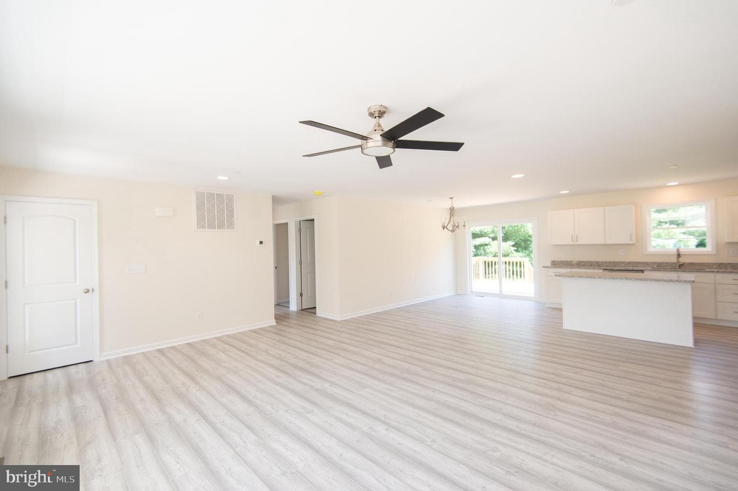 6706 Jayar Way photo 3