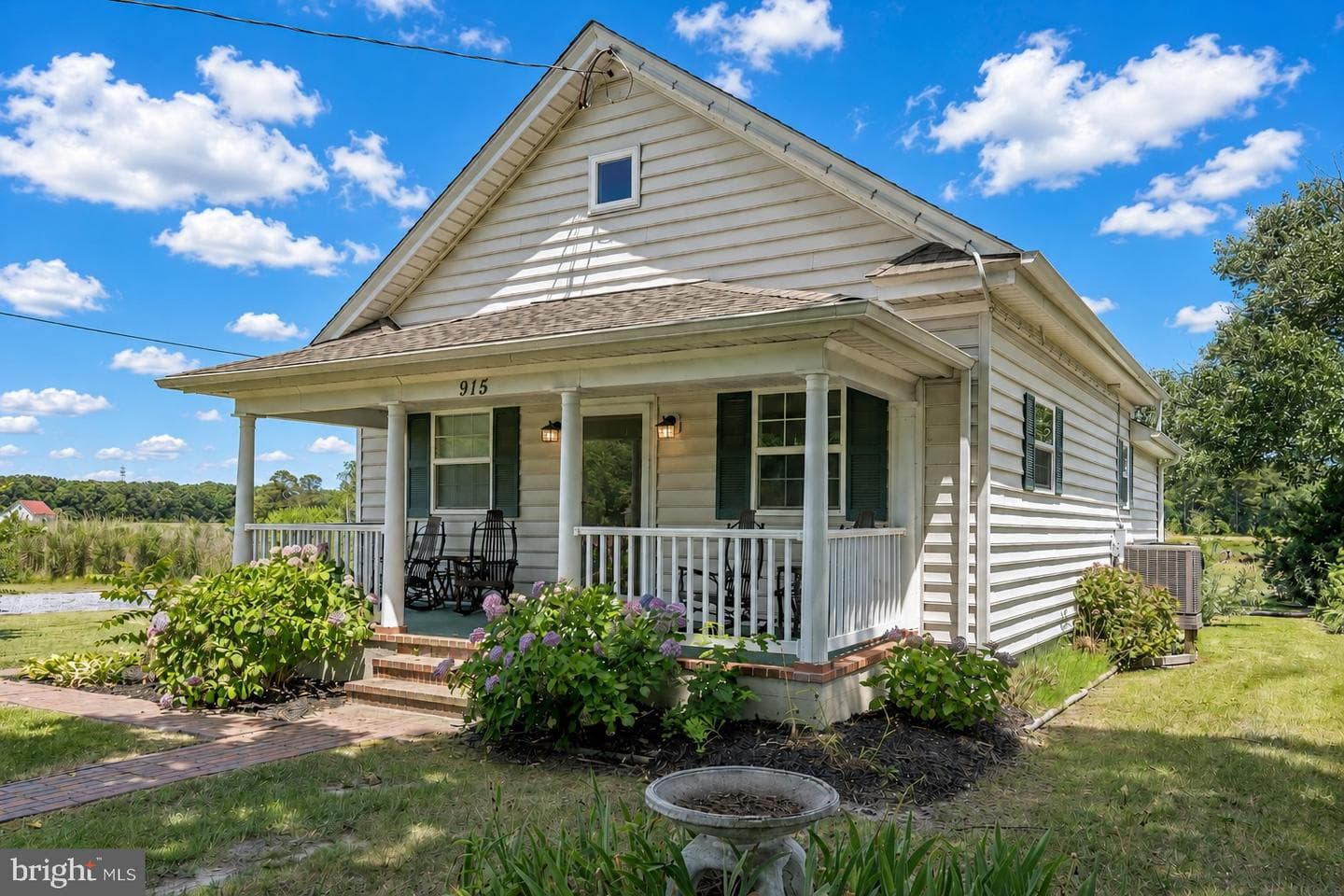 915 Hudson Road, Cambridge