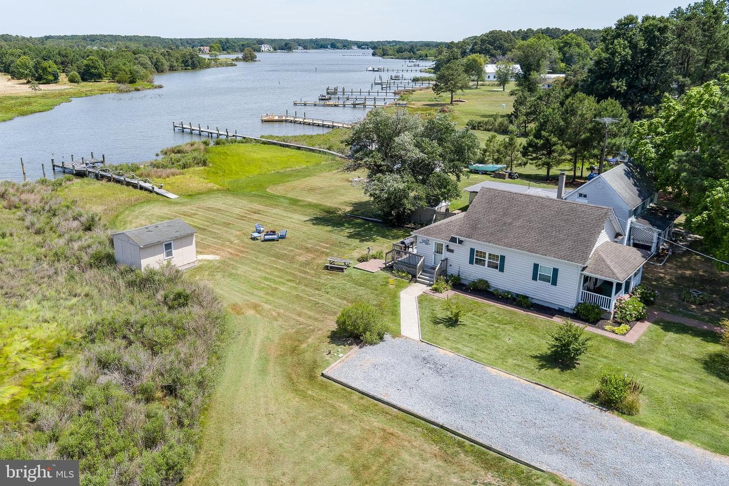 915 Hudson Road photo 27