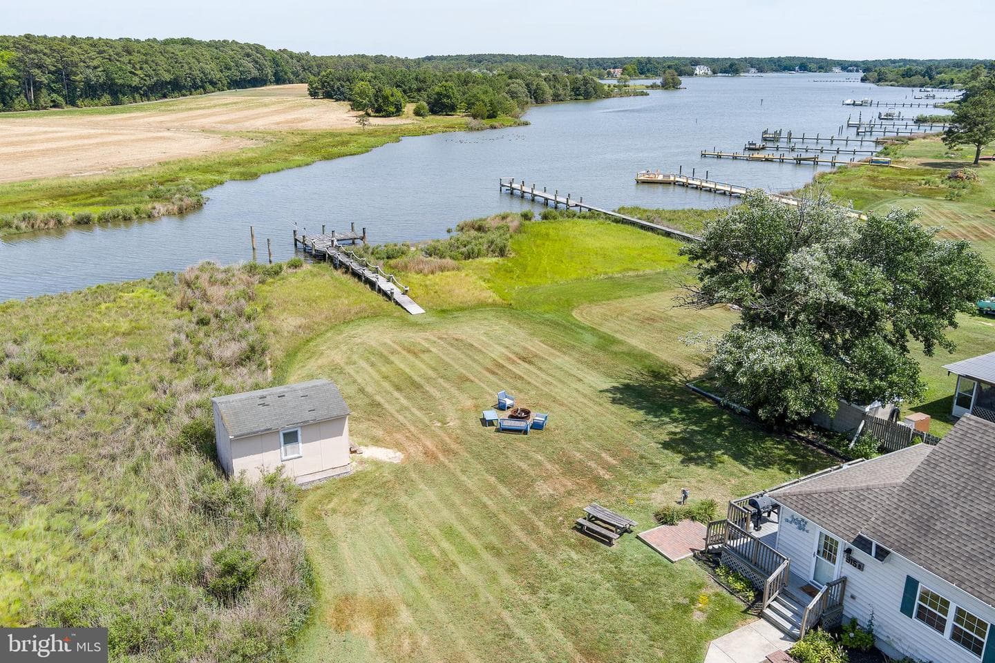 915 Hudson Road photo 31
