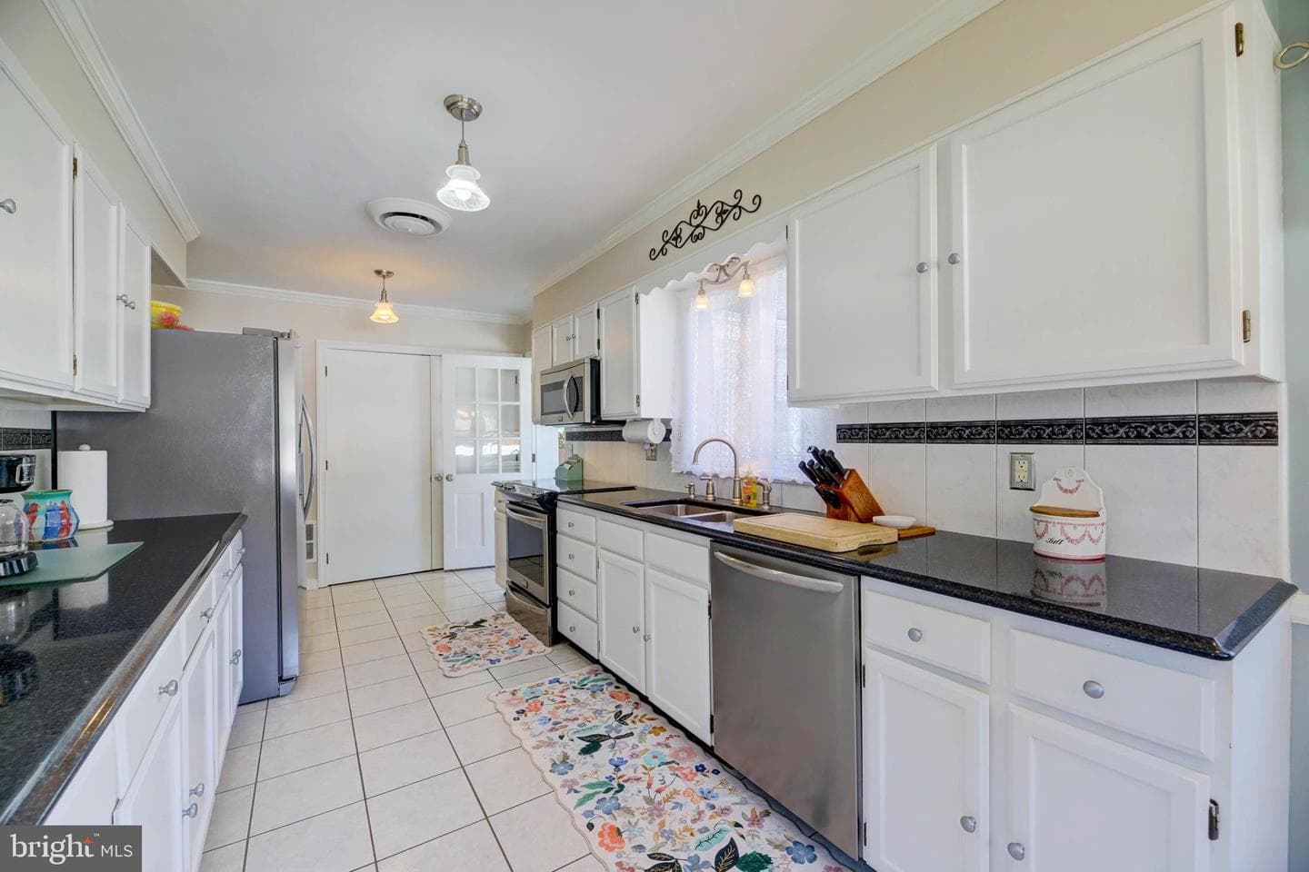 9 Algonquin Road photo 20