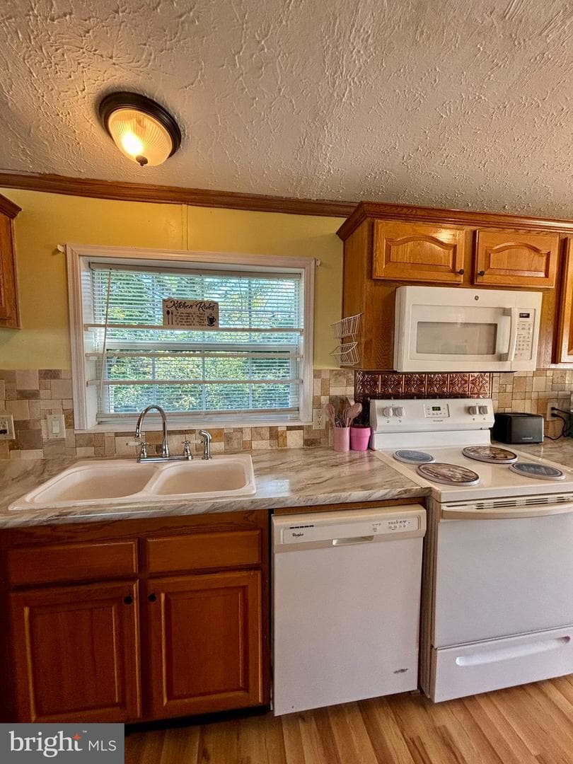 2631 Rebecca Ln photo 22