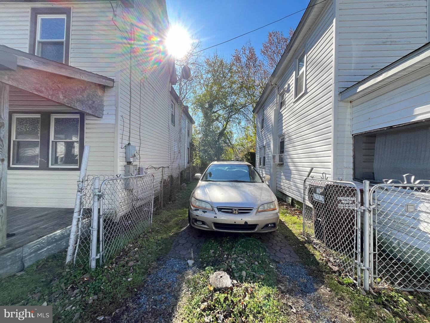 614 Douglas Street photo 3