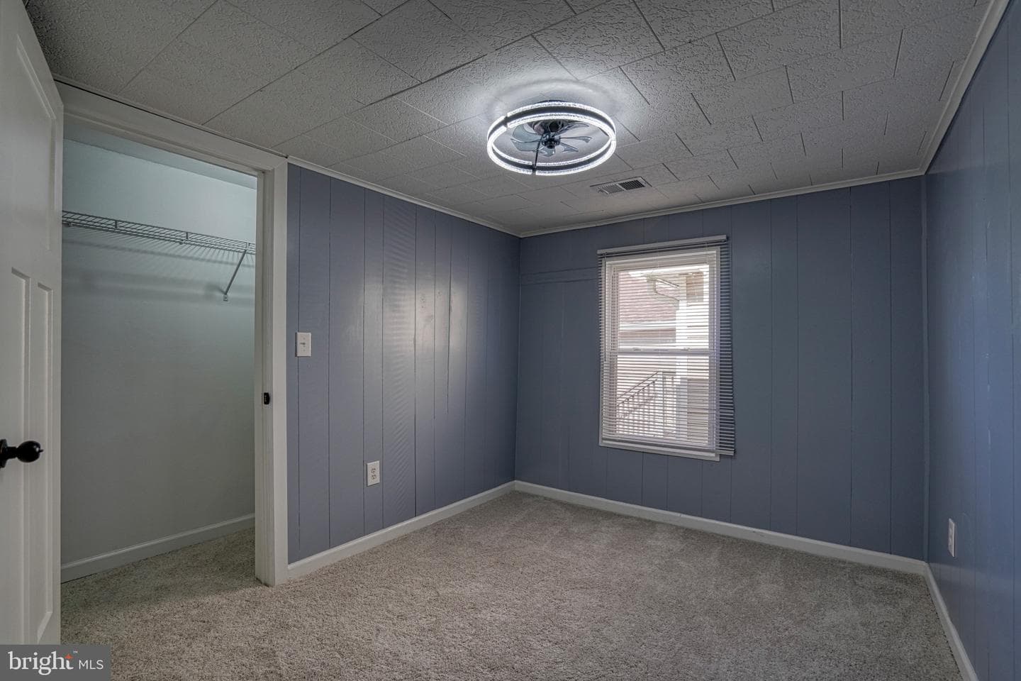 500 Robbins Street photo 31