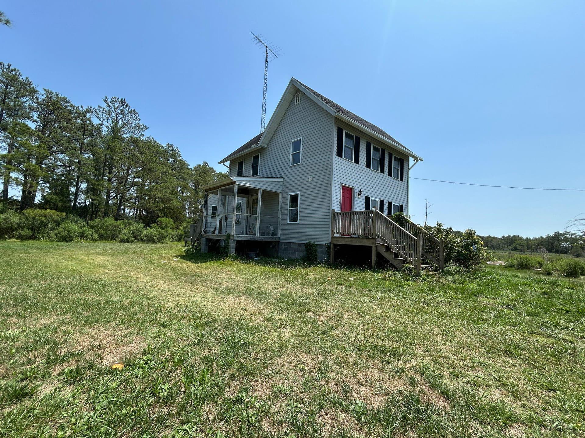 2439 Asquith Island Road, Crapo