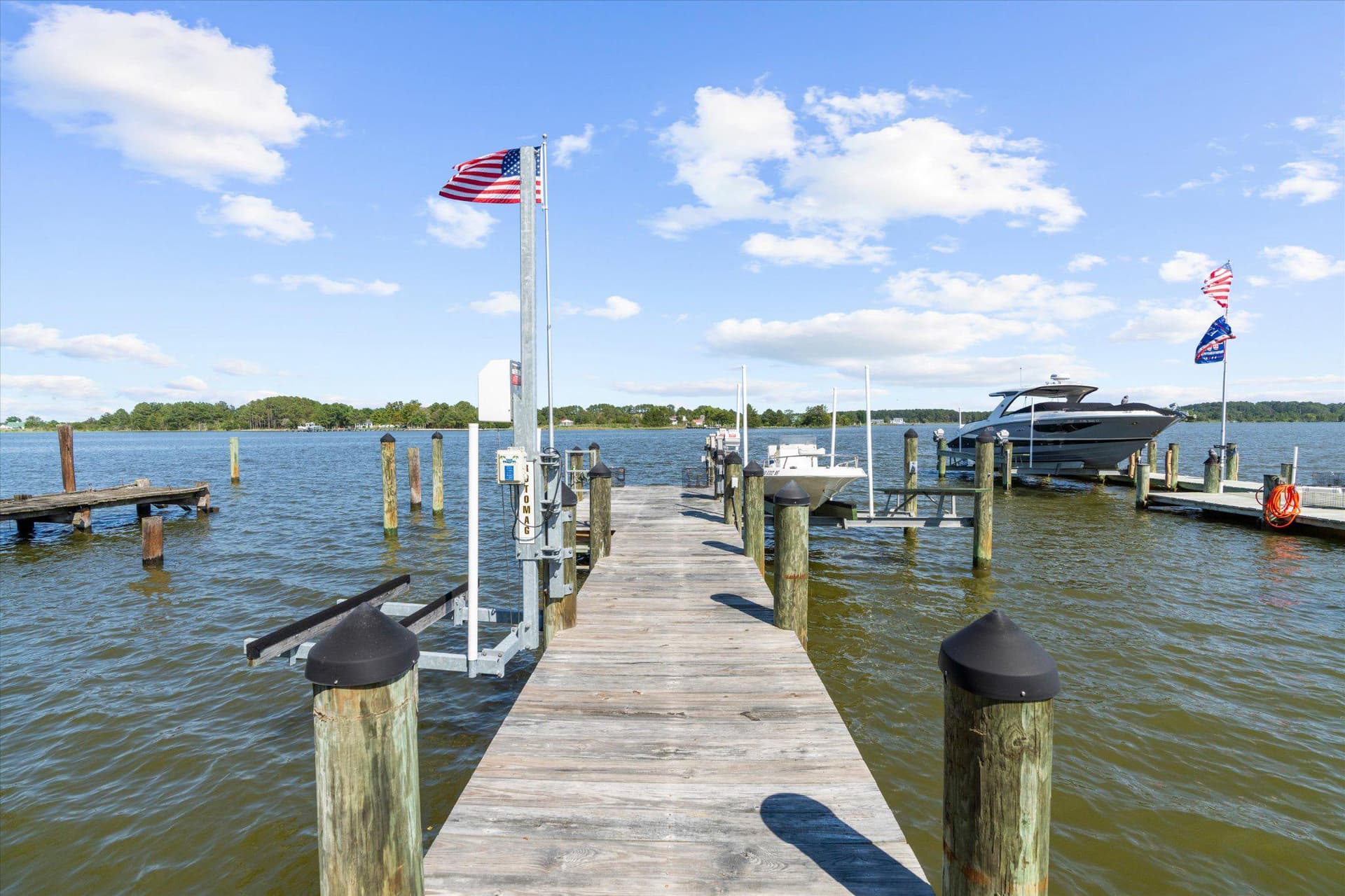 1609 Deep Point Road photo 41