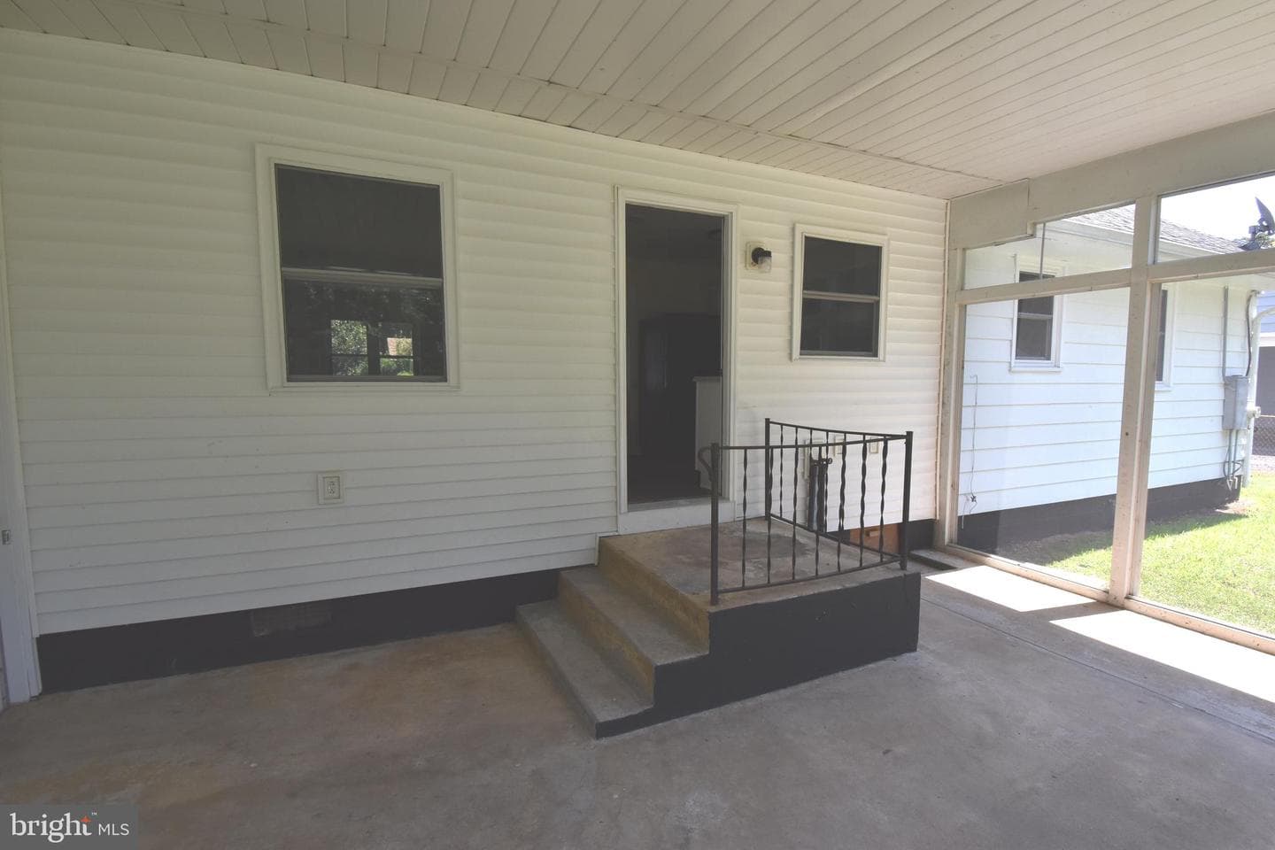 108 Richardson Drive photo 8