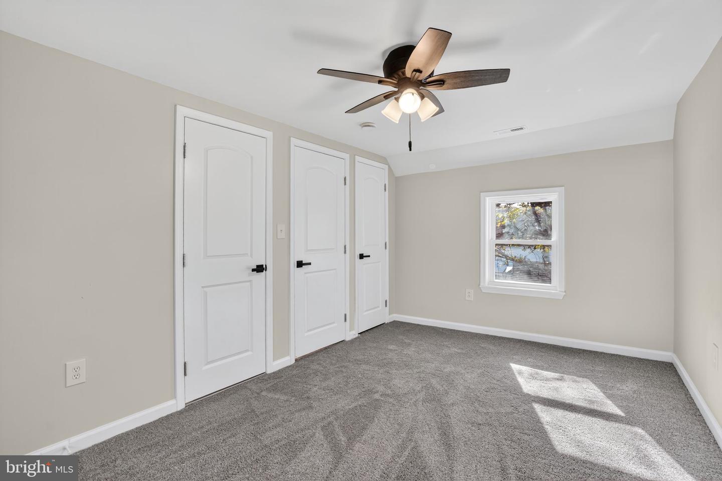 5904 Harvey Street photo 14