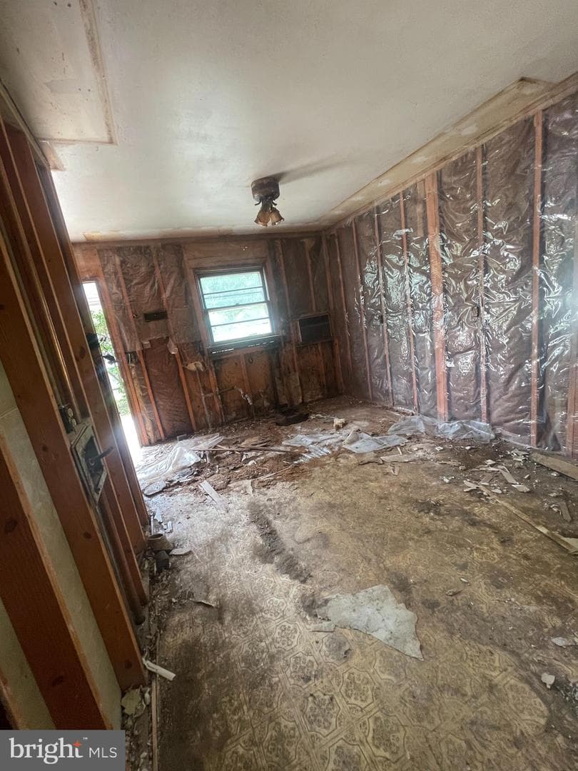 104 Linthicum Drive photo 3