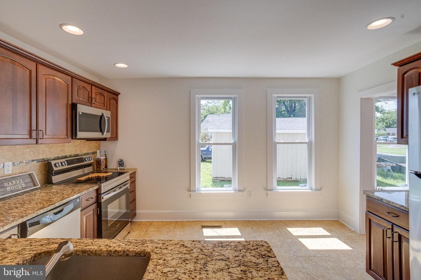 201 Wrights Avenue photo 28