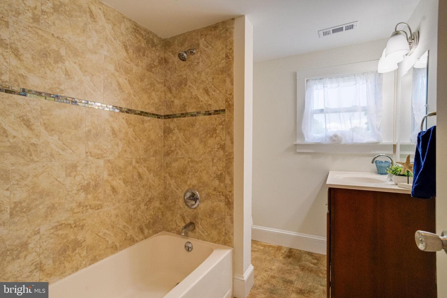 201 Wrights Avenue photo 50