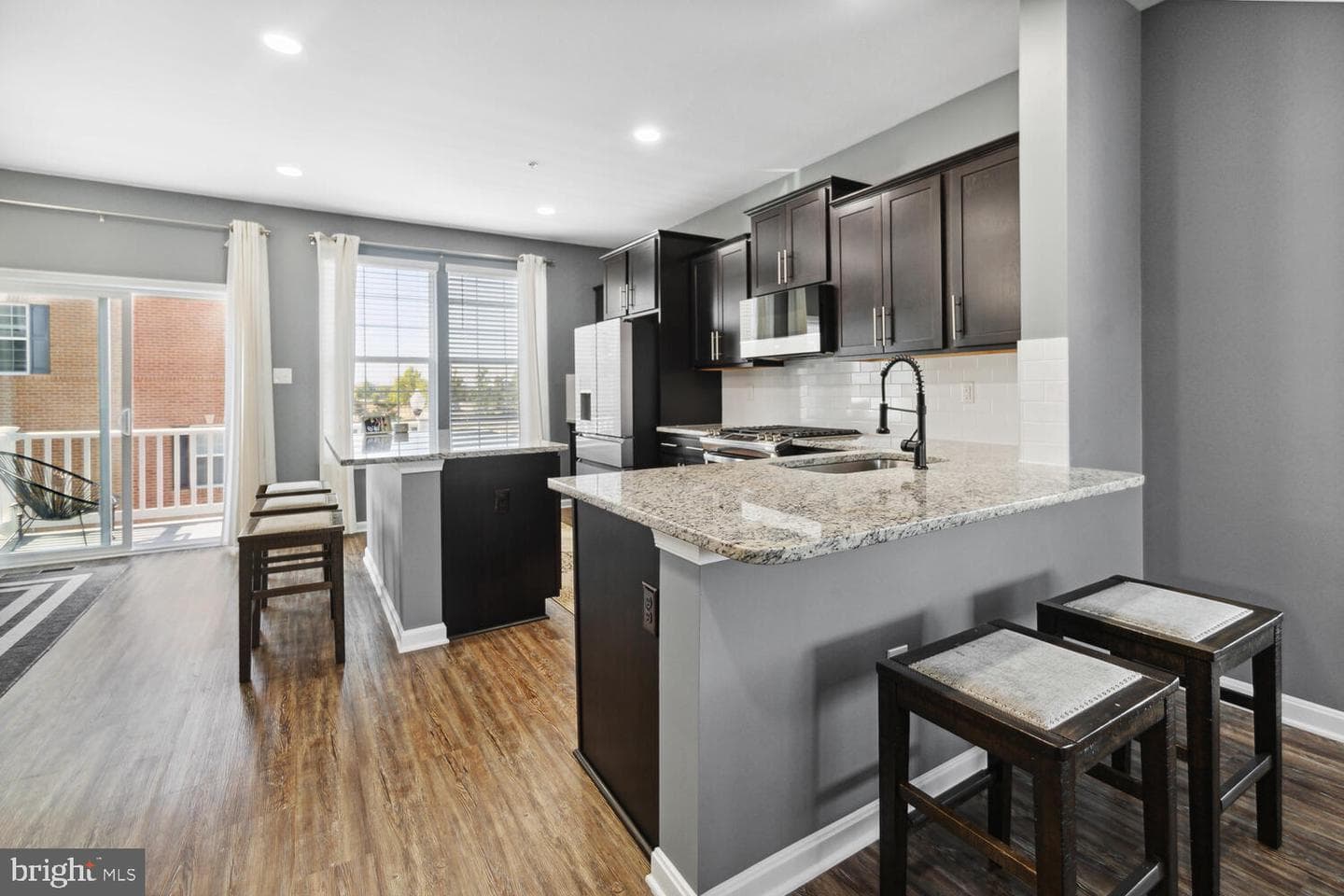 7001 Freedom Way photo 4