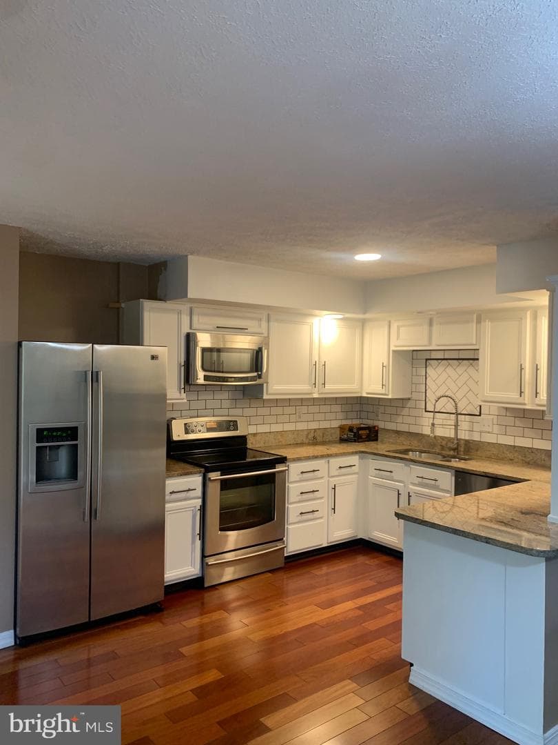 5490 Prince William Court photo 4