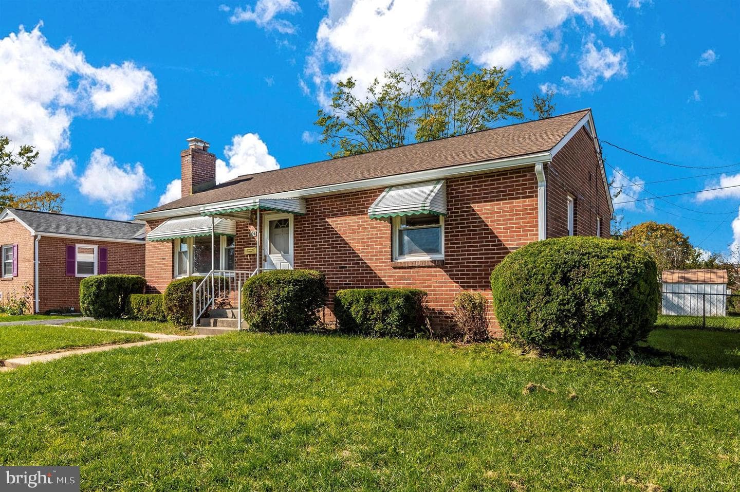 907 Pontiac Avenue photo 52