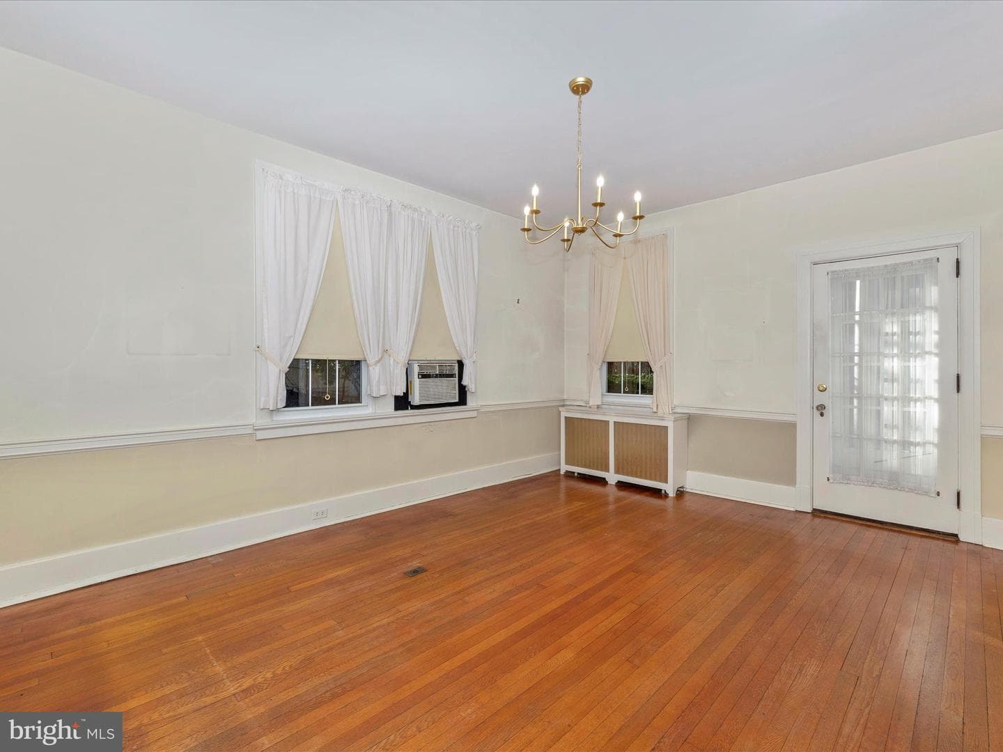 322 W College Terrace photo 15