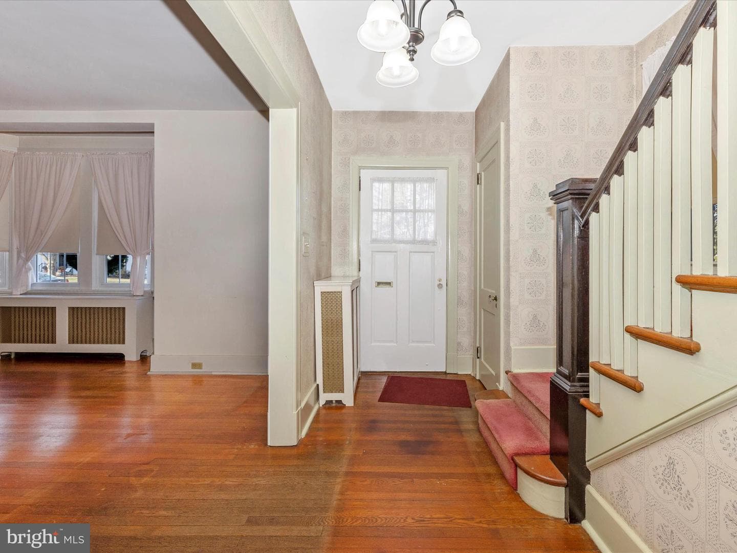 322 W College Terrace photo 5