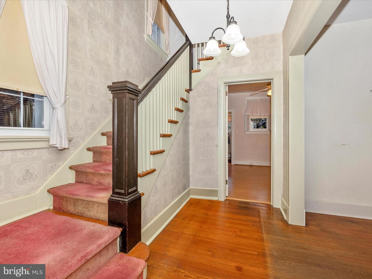322 W College Terrace photo 6