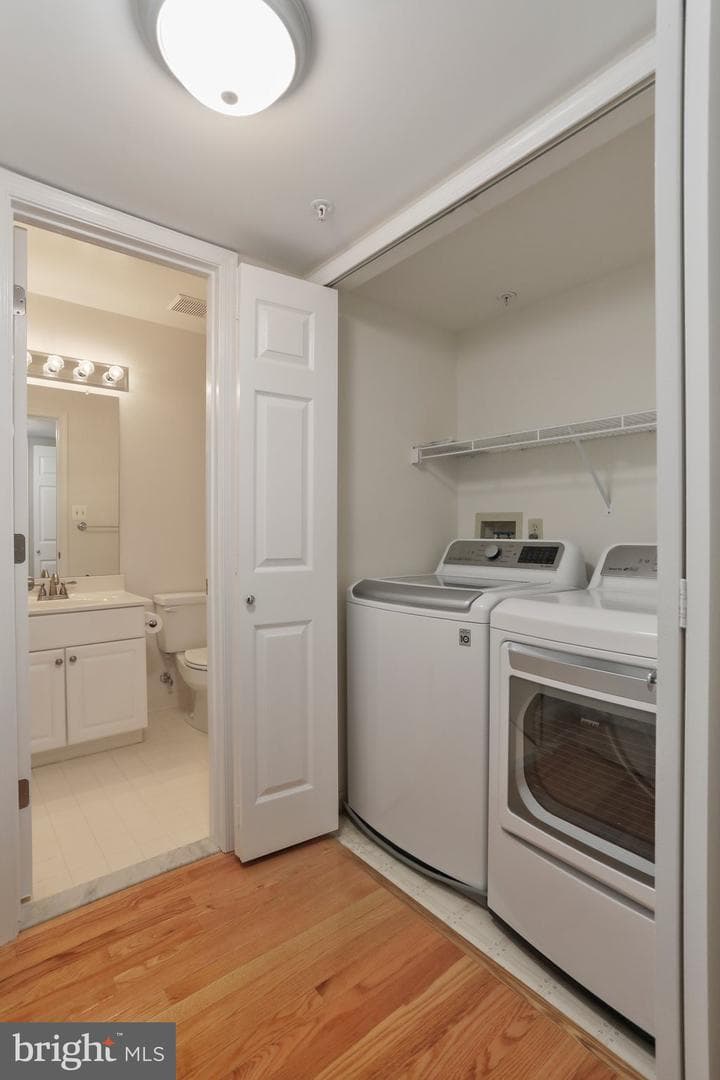 2437 Rippling Brook Road photo 32