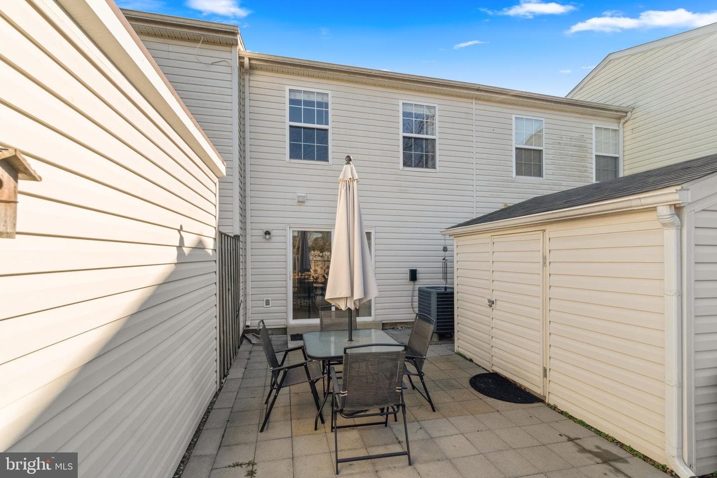 513 Wellington Court photo 16
