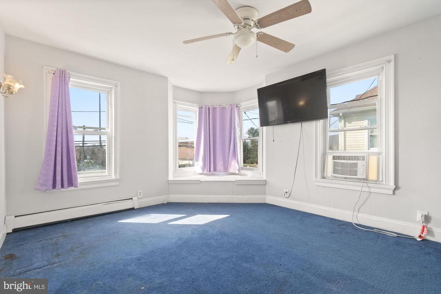 141 N Carroll Street photo 14