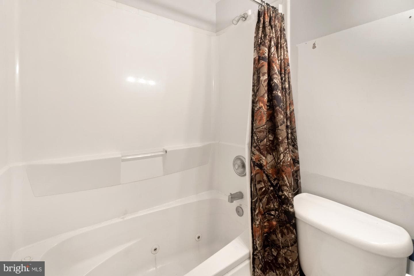 141 N Carroll Street photo 21