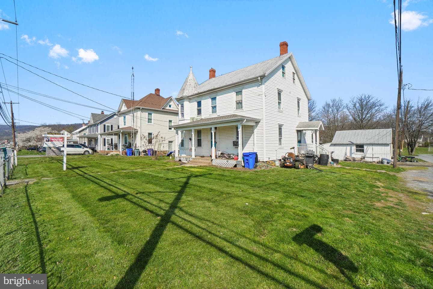 141 N Carroll Street photo 37