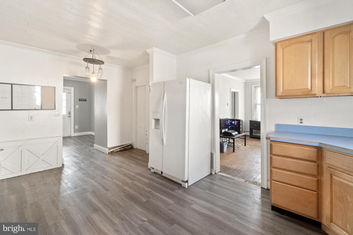 141 N Carroll Street photo 7