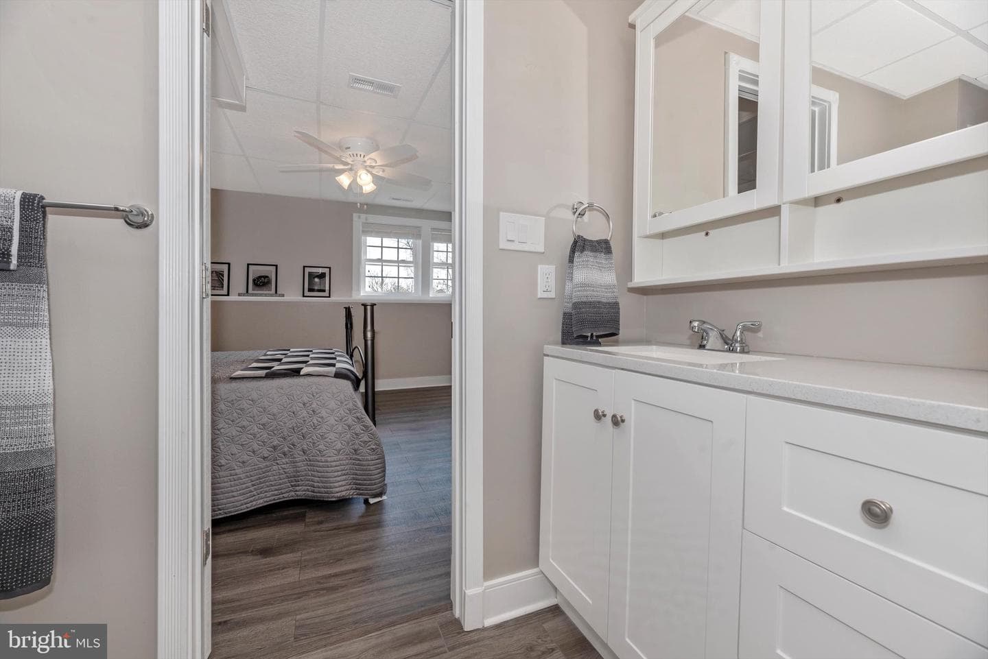 6954 Meadowlake Road photo 32
