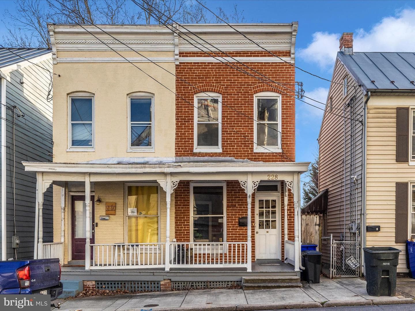 228 E 7th Street photo 2