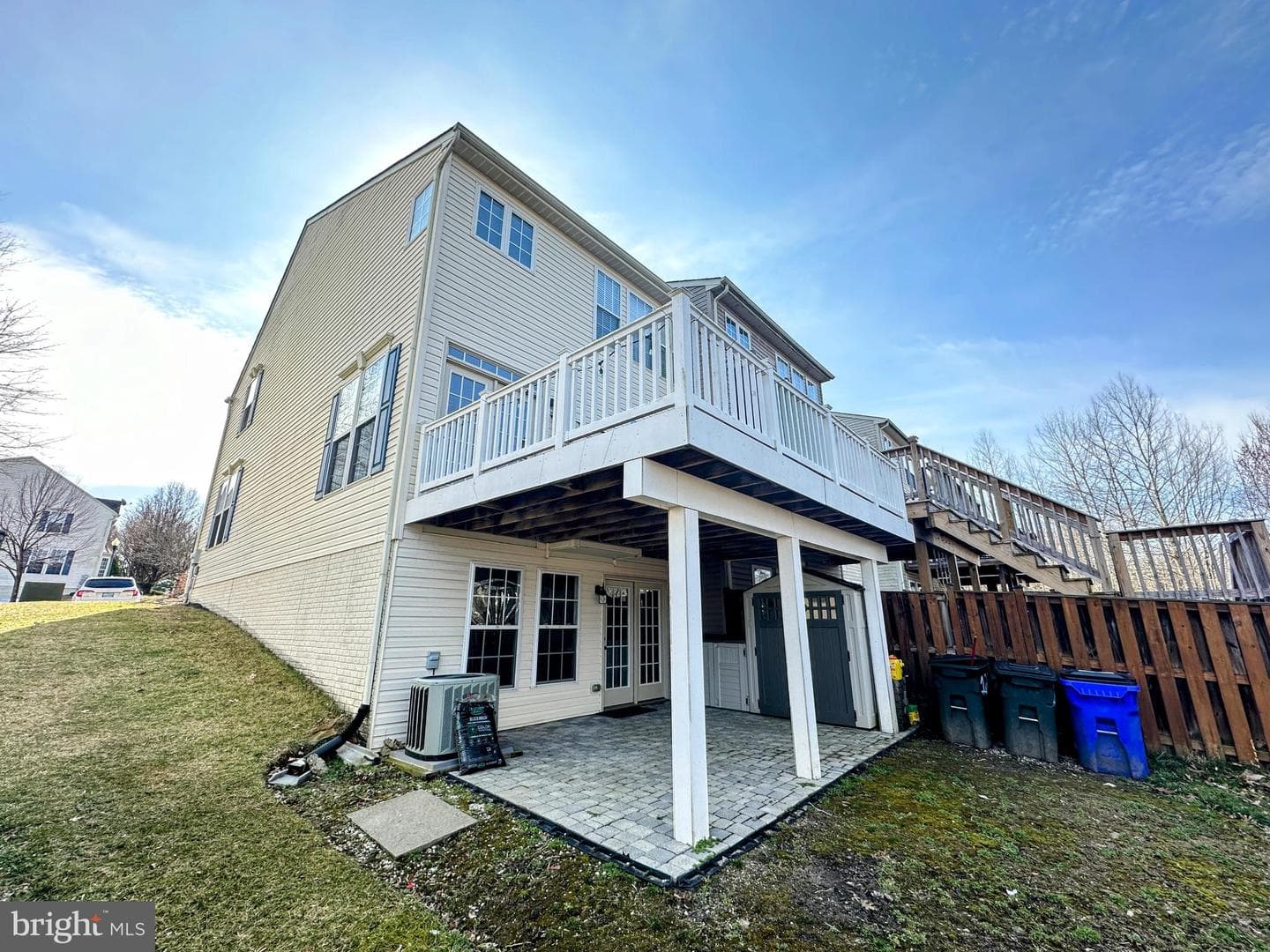 123 Fiona Way photo 2