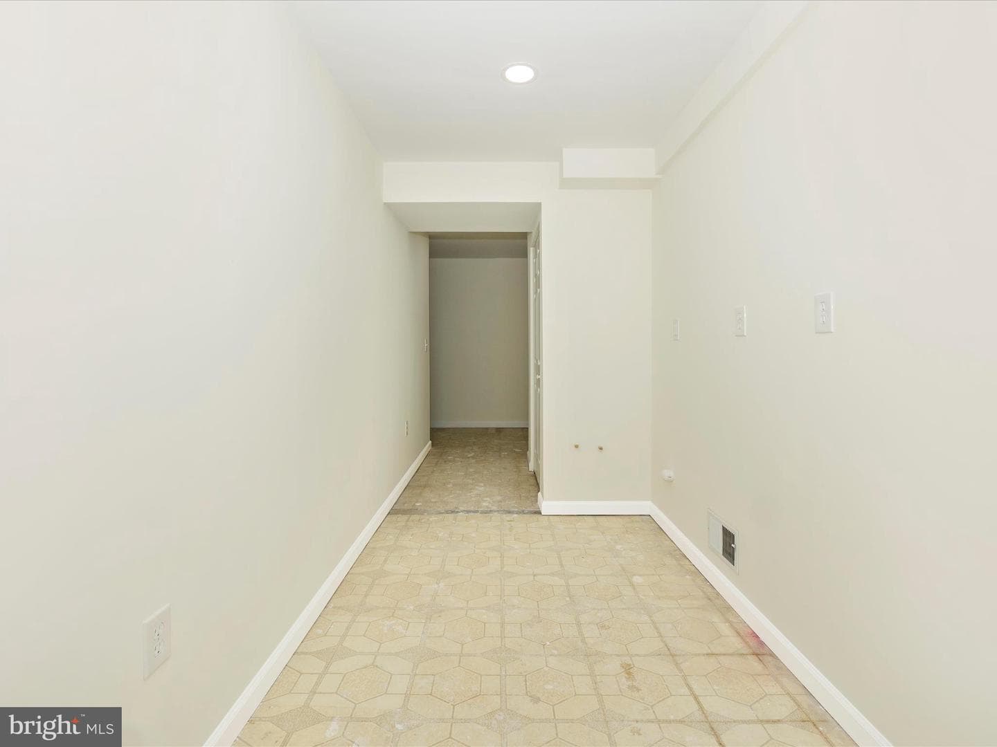 2728 Loch Haven Drive photo 37